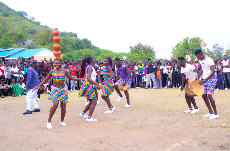 RUSINGA ISLAND CULTURAL